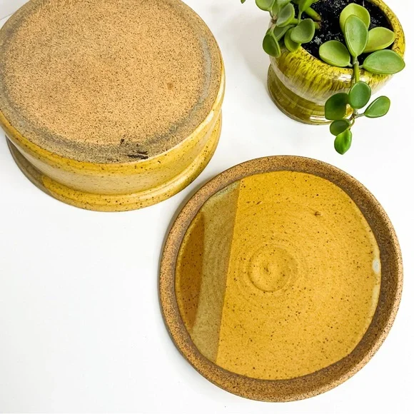 Artisan Stoneware Pottery Covered Dish Lid – Handmade Ceramic Casserole - Picture 9 of 10